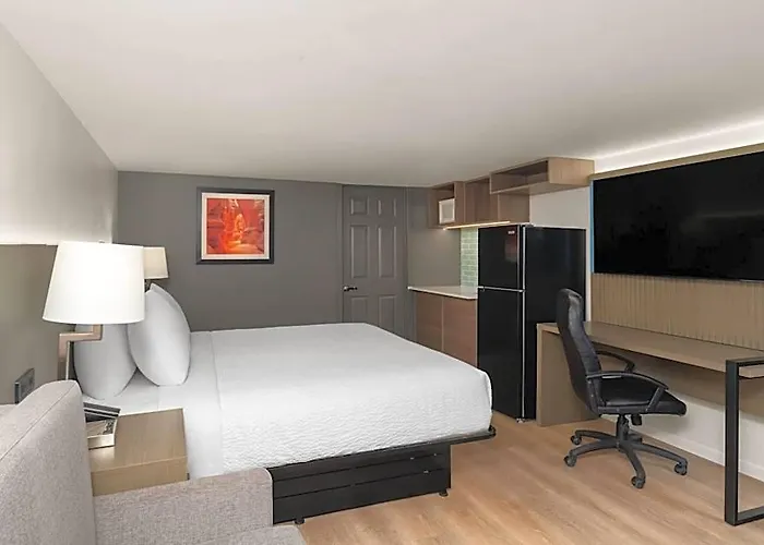 Hotel Baymont By Wyndham Rock Springs