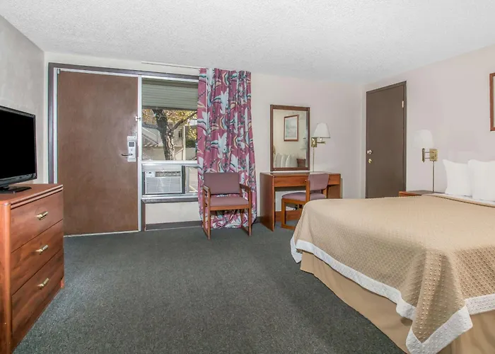 Baymont By Wyndham Hotel 2*